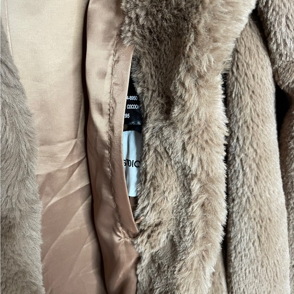 Stand Studio | Camille Cocoon Faux Fur Coat Tan 34/US 2 - Picture 12 of 16